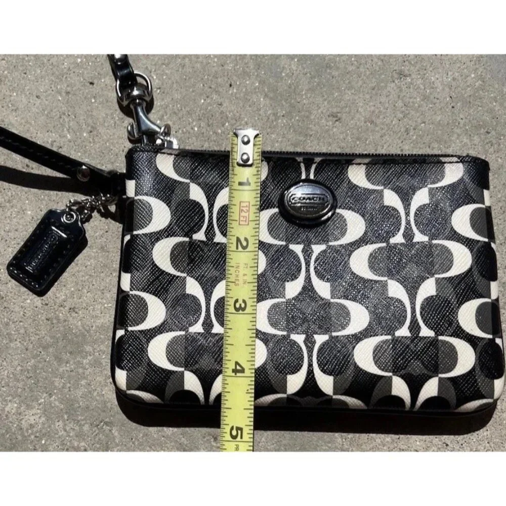 Coach Peyton Dream C East West Swingpack Black & White Logo Bag Purse 6x4.5